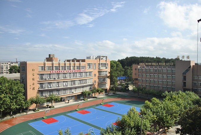 贵阳经济技术学校招生